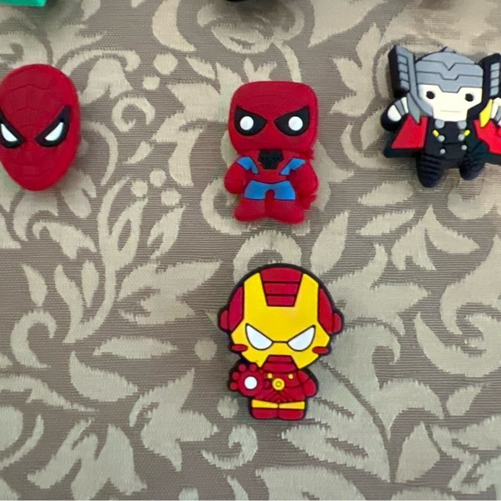 13 Superhero Croc Charms Hulk Spider-Man And More - Picture 4 of 10